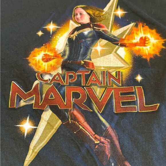 Youth Captain Marvel Size XL Girls - Picture 1 of 6